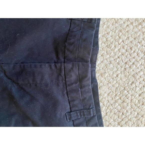 Gap Factory City 3 Inch Short- Size 6 - Picture 5 of 6